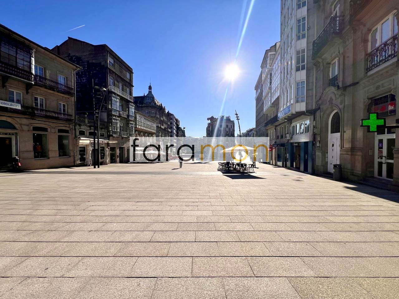 Local en Praza Porta do Sol, Vigo, Pontevedra de 80 m2