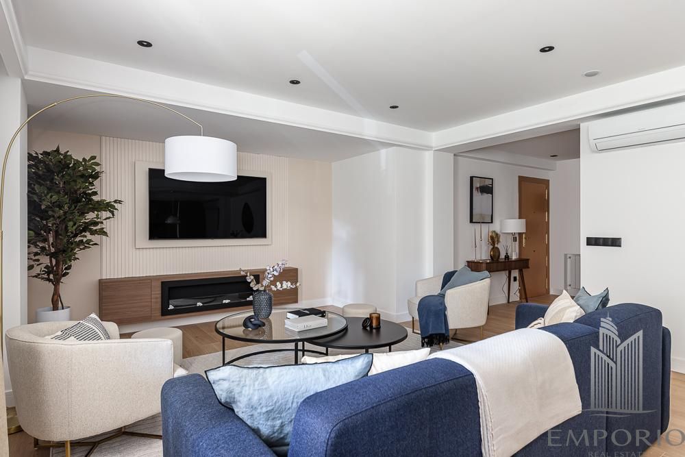 Elegancia y Confort Exclusivo en el Corazón de Retiro: Tu Hogar de Ensueño image 1