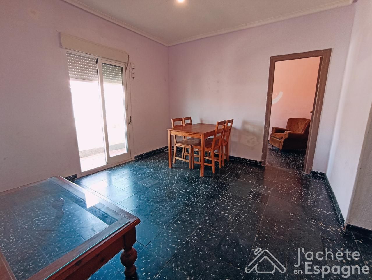 Flat in Calle Moncada, Alicante, Alicante of 79 m2