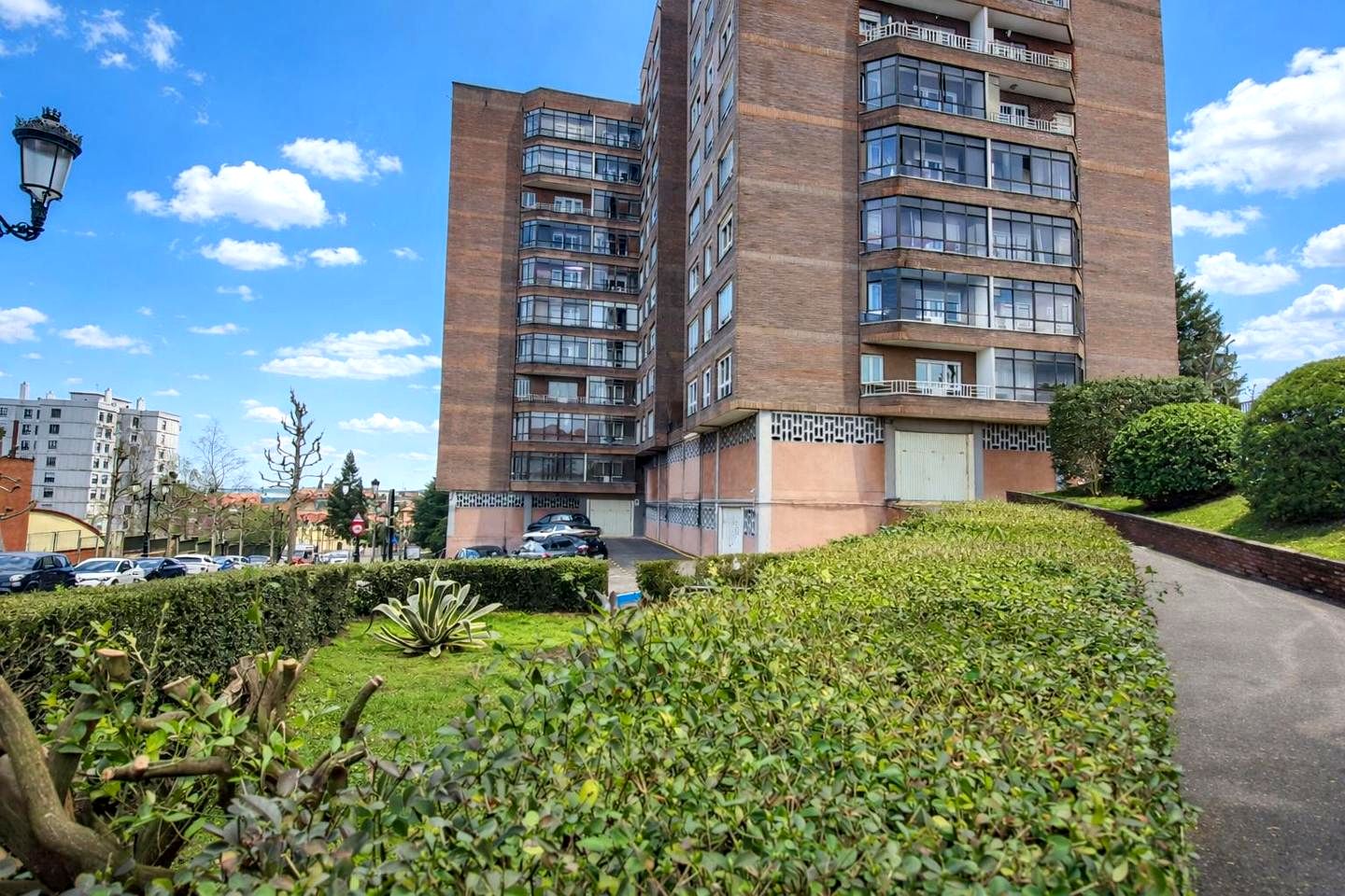 Piso en Calle Julián Cañedo, Oviedo, Asturias de 93 m2