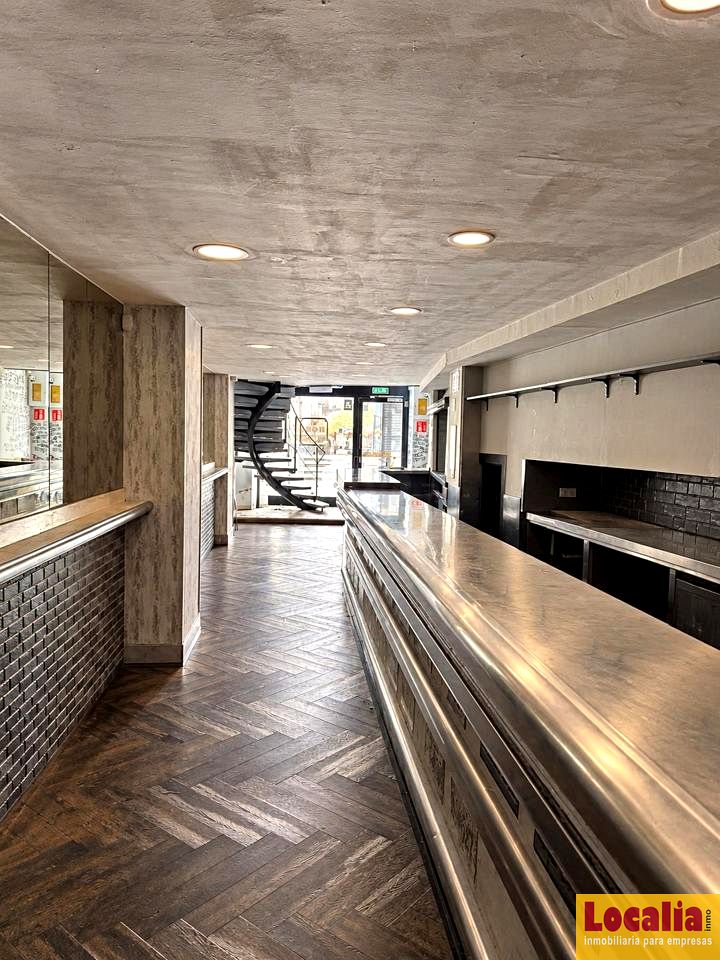 Local en Santander, Cantabria de 131 m2