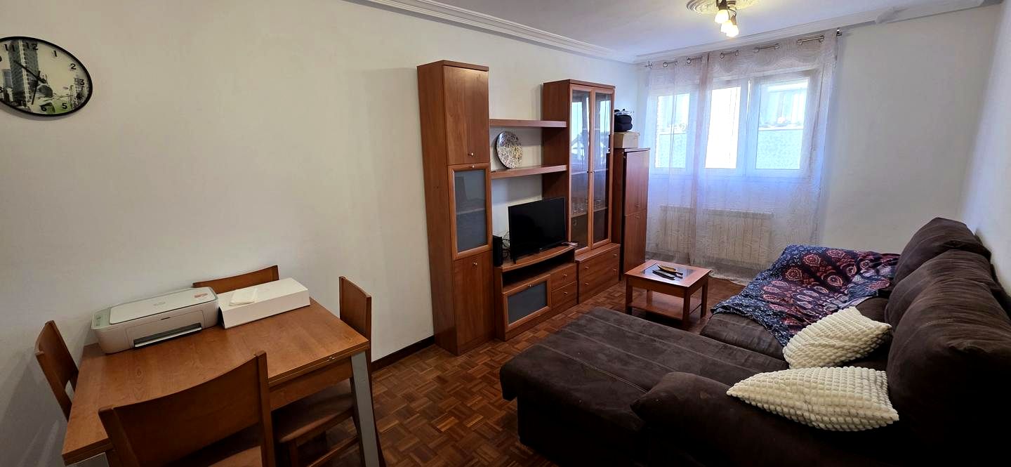 Piso en Calle Pinos 16, Gijón, Asturias de 81 m2