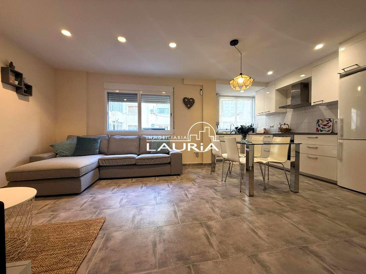 Piso en Plaza Orotava, Valencia, Valencia de 80 m2