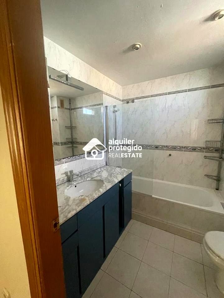 pisos en alicante-(alacant) · centro 1400€
