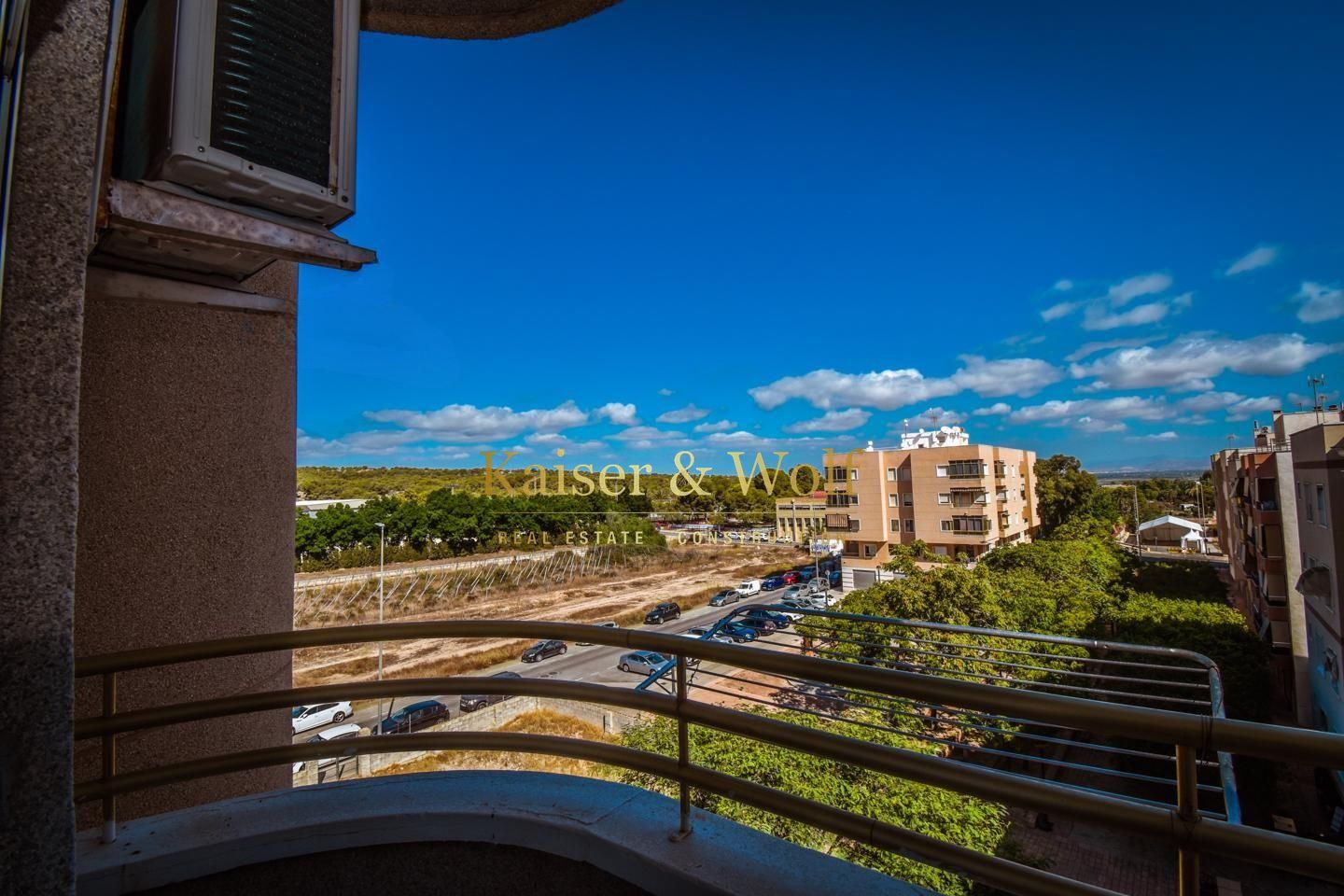 Piso en Calle Correos, Elche, Alicante de 65 m2