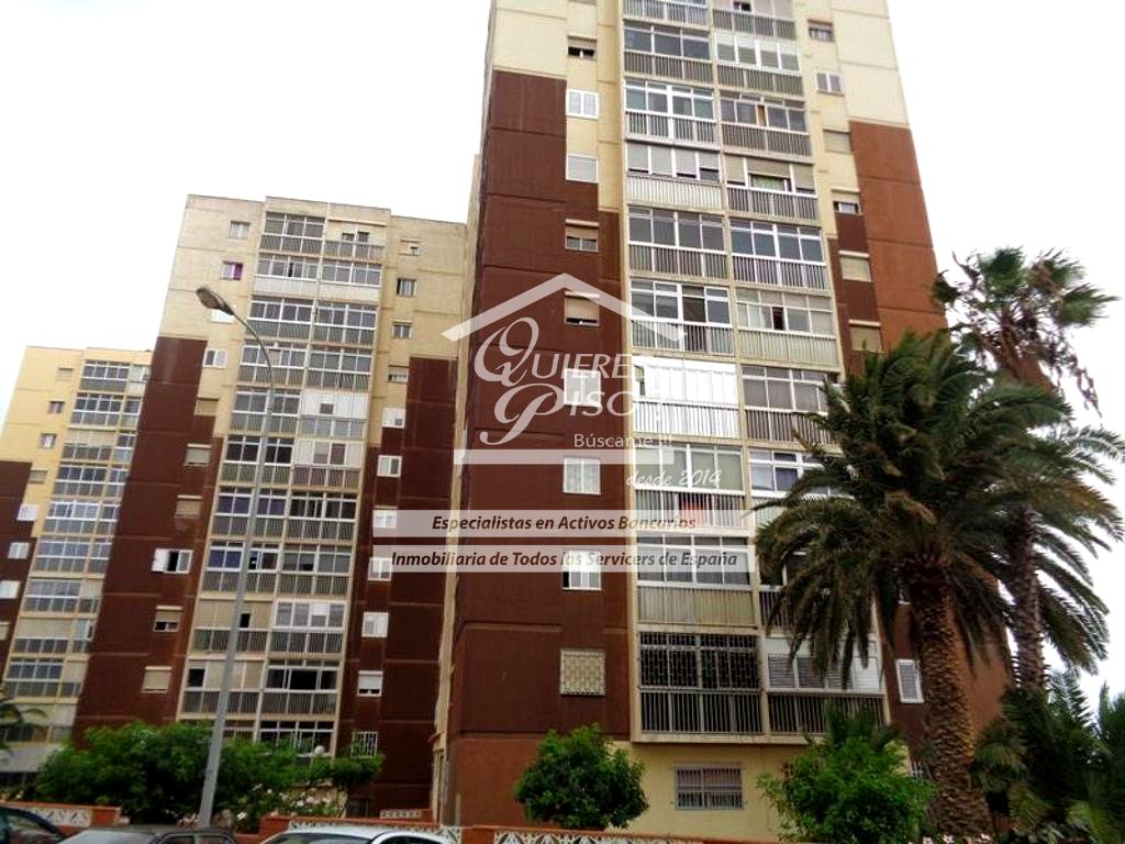Piso en Carretera Jinámar-Telde, Balcon de Telde, Las Palmas de 87 m2