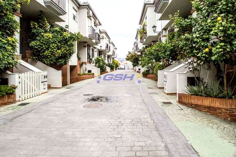 Casa / chalet en Calle Murillo, Armilla, Granada de 150 m2