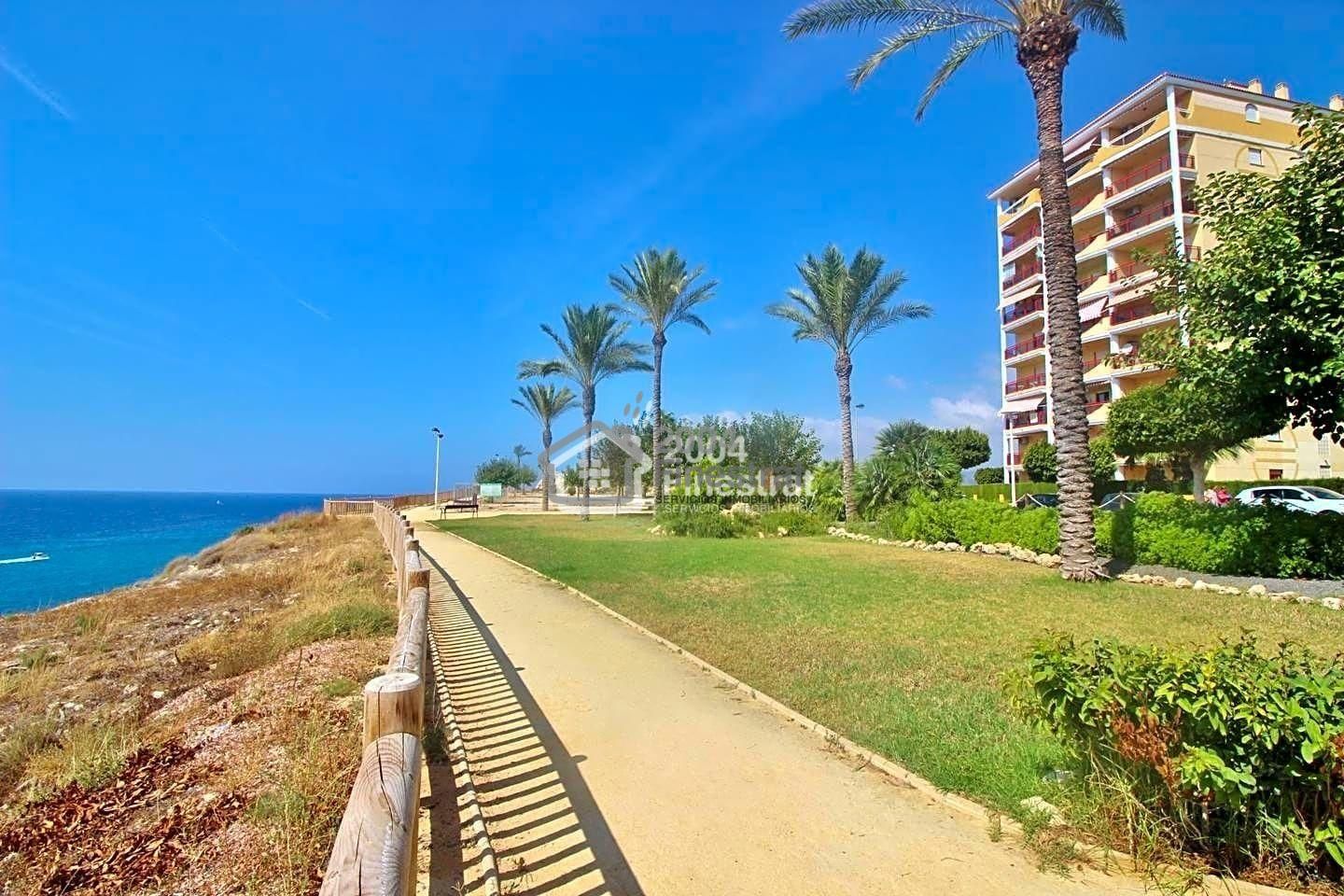 Piso en Calle Baladre, Villajoyosa, Alicante de 88 m2