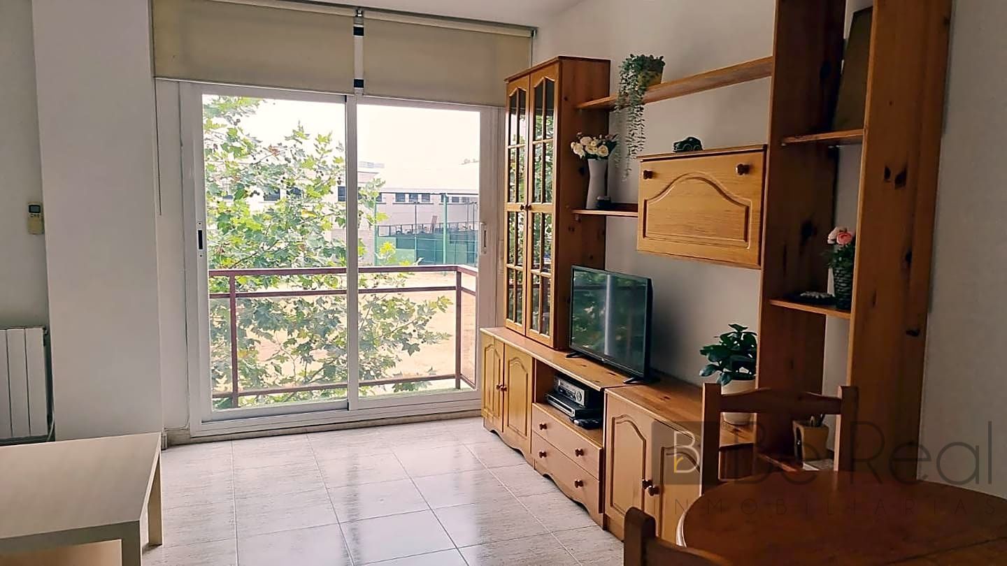 Flat in Avenida de La Rioja, Villanueva de la Cañada, Madrid of 72 m2