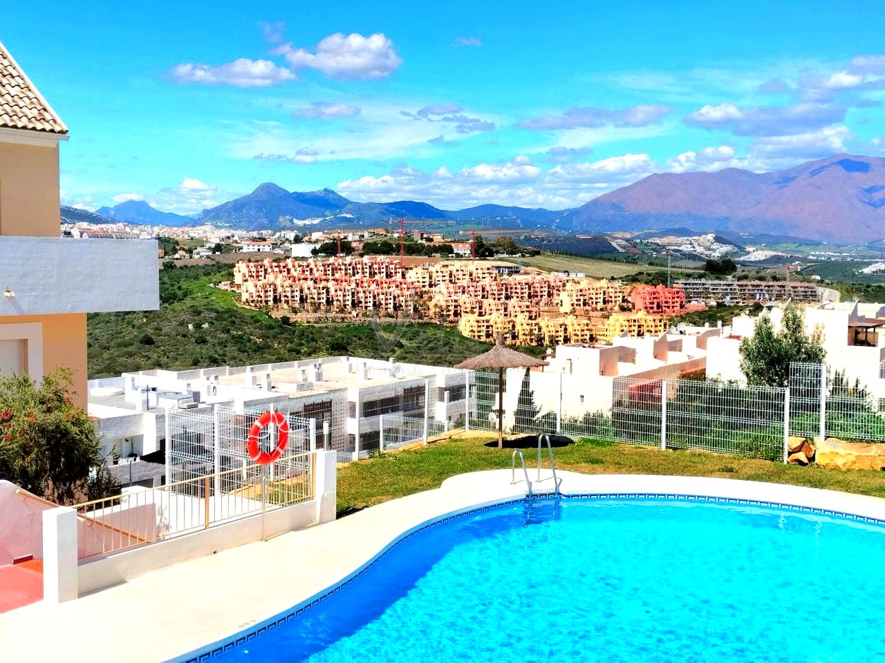 Piso en Royal Duquesa Hill, Sabinillas, Málaga de 85 m2