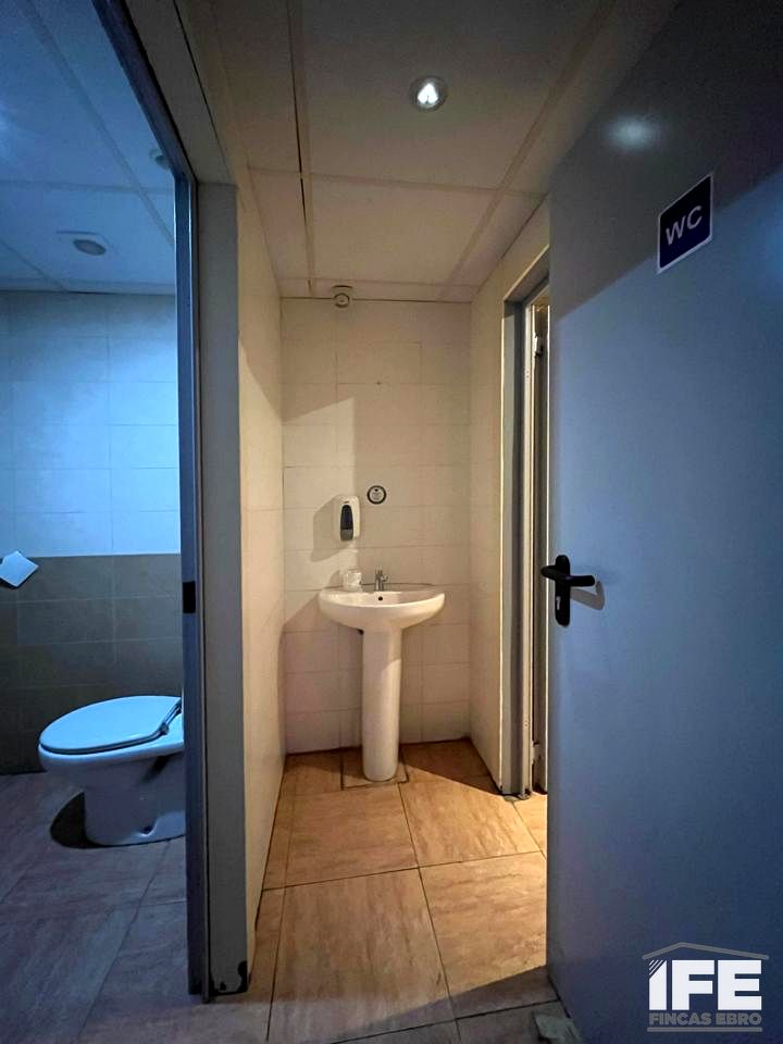 locales-comerciales en alagon · calle-san-antonio-50630 80000€