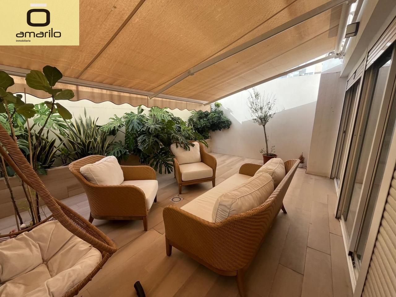 Local en Gran Via de les Germanies, València, Valencia de 188 m2