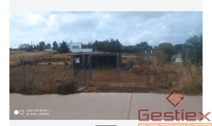 Terreno en ALMENDRALEJO, Badajoz de 1550 m2