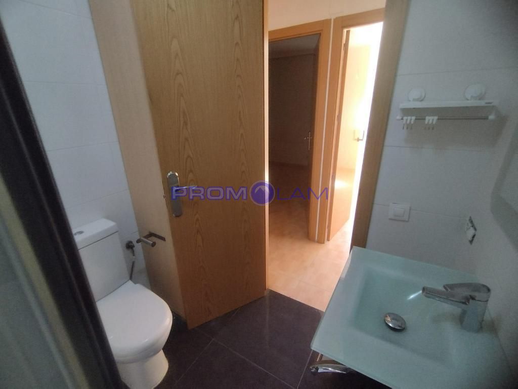 pisos en sevilla · calle-mar-tirreno-41015 169000€