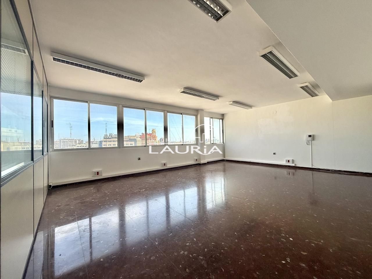 Oficina en Plaza del Ayuntamiento, Valencia, Valencia de 89 m2