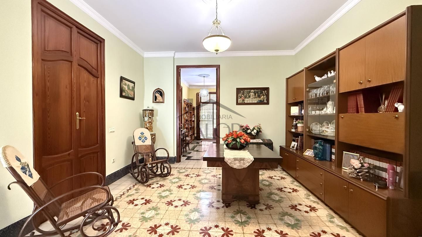 Piso en Ambulatorio, Carcaixent, Valencia de 291 m2
