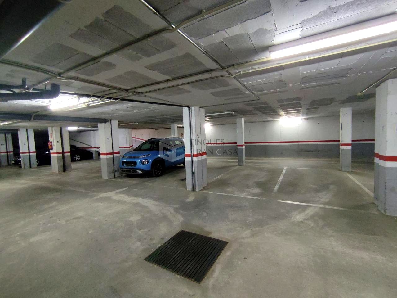 Plaza de parking en Canovelles, Barcelona de 10 m2