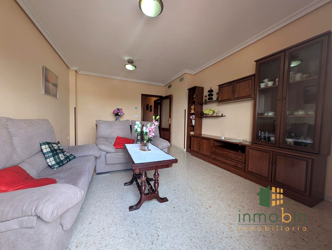 Flat in Avenida de la Constitución, Don Benito, Badajoz of 105 m2