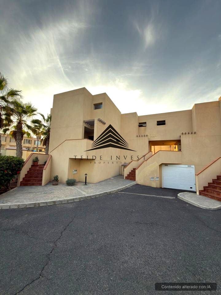 Casa / chalet en Calle El Cano, GRANADILLA DE ABONA, Santa Cruz de Tenerife de 250 m2