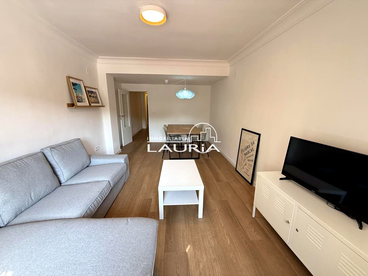 Piso en Calle Luis Oliag, Valencia, Valencia de 90 m2