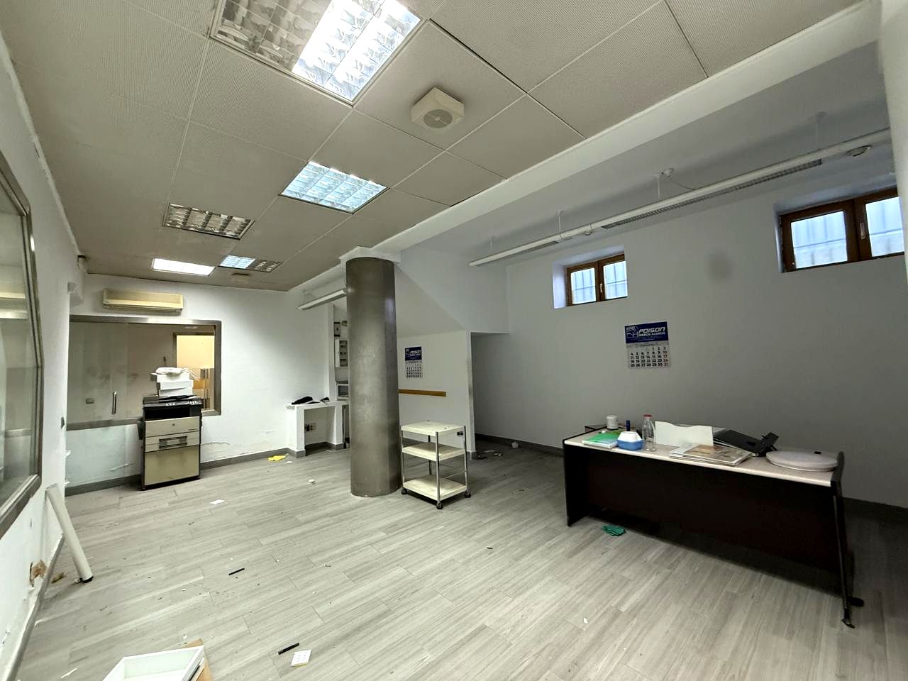 Nave industrial en Calle Alcalá, Madrid, Madrid de 700 m2