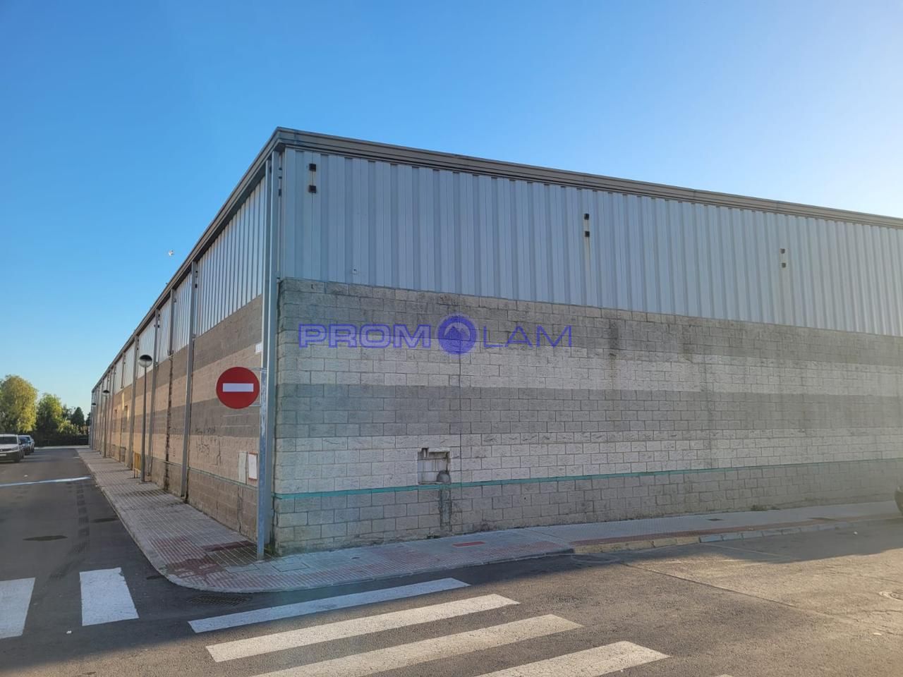 nave-industrial en moron-de-la-frontera · ronda-de-la-trinidad-41530 948000€