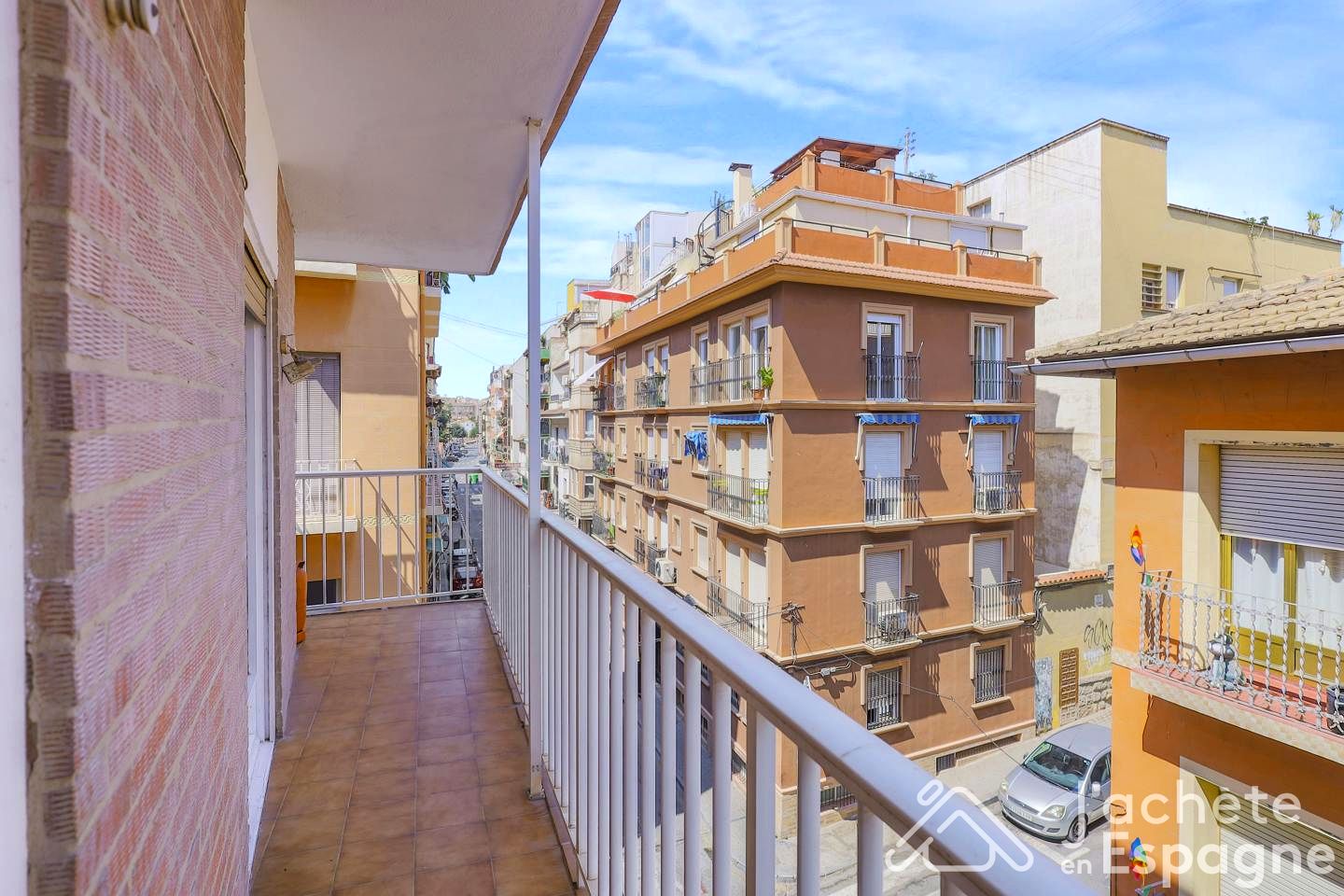 Piso de 3 dormitorios en Alicante