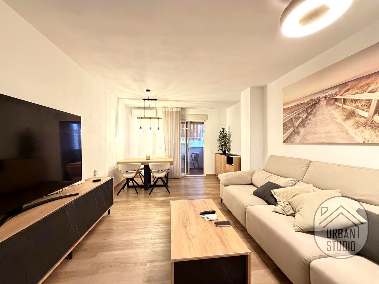 Piso en Calle Montero Ríos, Alicante, Alicante de 100 m2