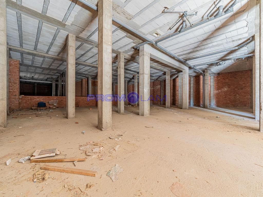 locales-comerciales en mairena-del-aljarafe · none 349000€