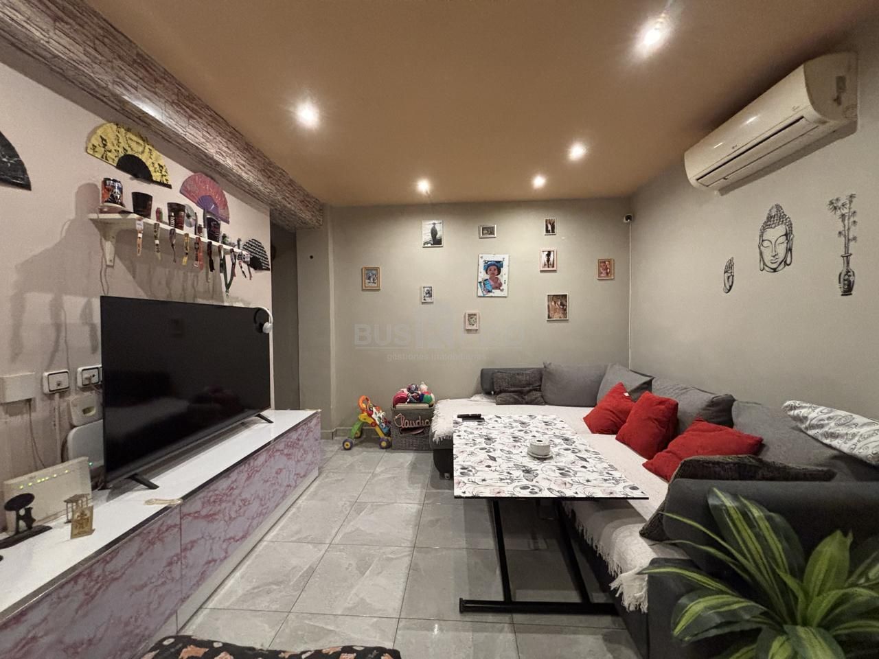 Piso en Calle Guabairo, Madrid, Madrid de 63 m2