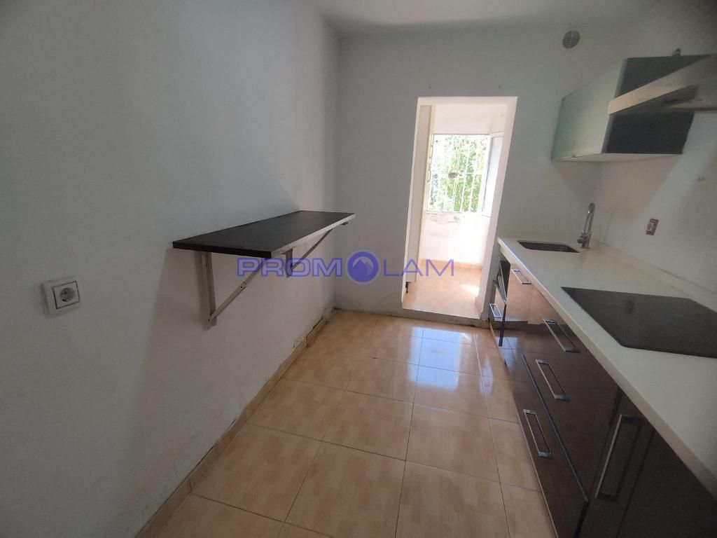 pisos en sevilla · calle-mar-tirreno-41015 169000€