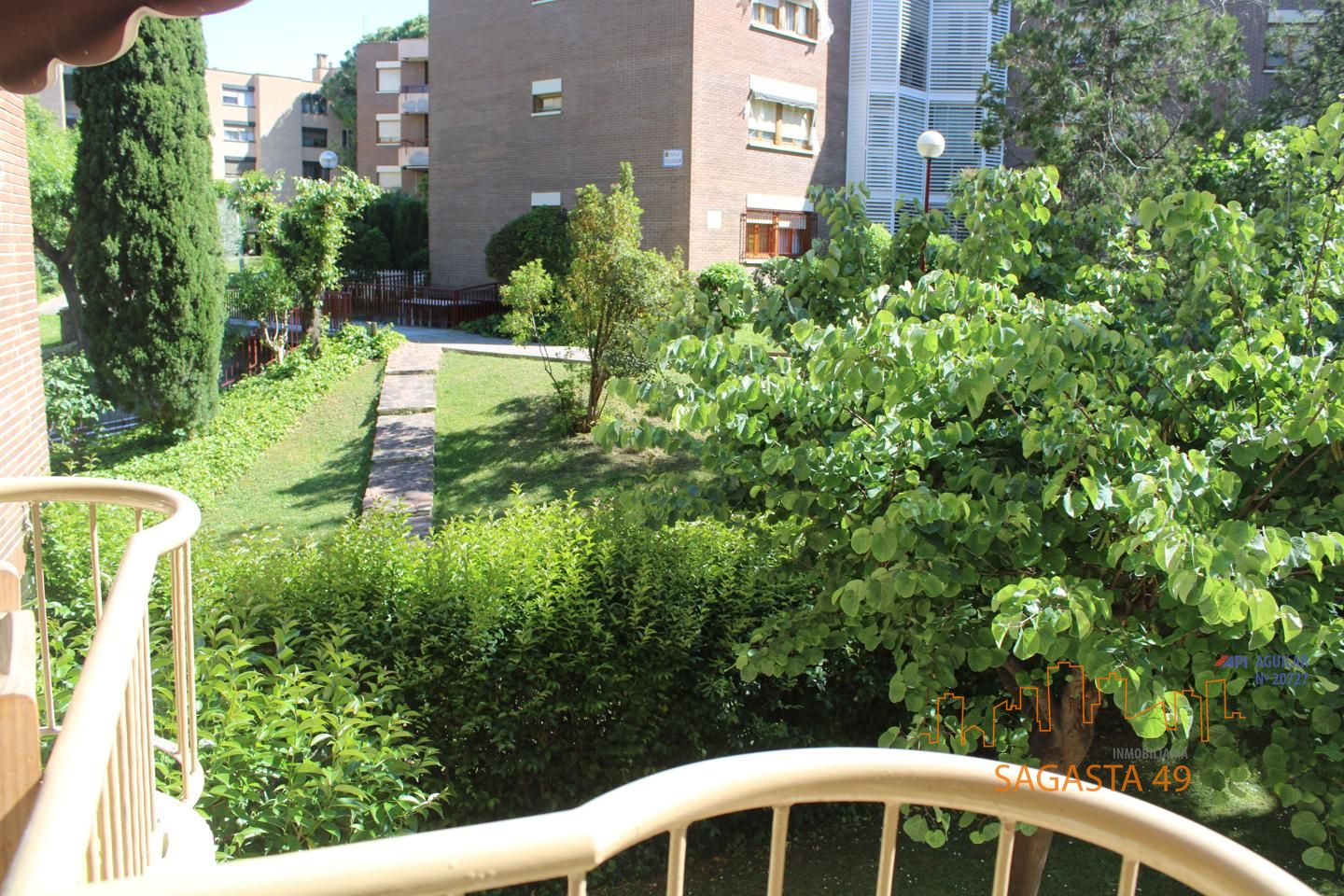 Piso en Vía Hispanidad, Zaragoza, Zaragoza de 205 m2