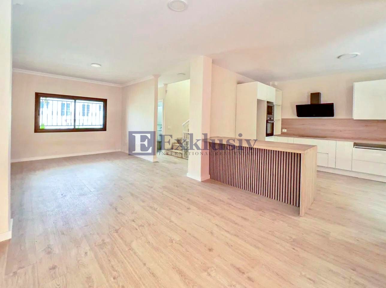 Casa / chalet en Adeje, Santa Cruz de Tenerife de 240 m2
