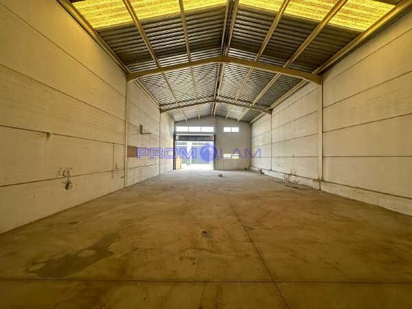 nave-industrial en la-palma-del-condado · calle-bodega-teba-21700 74908€