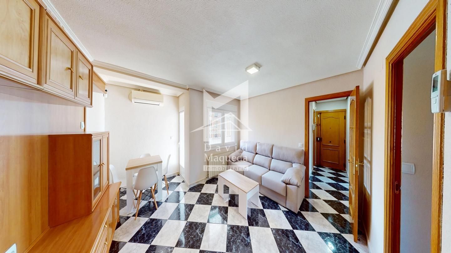 Piso en Calle Bohonal, Madrid, Madrid de 69 m2