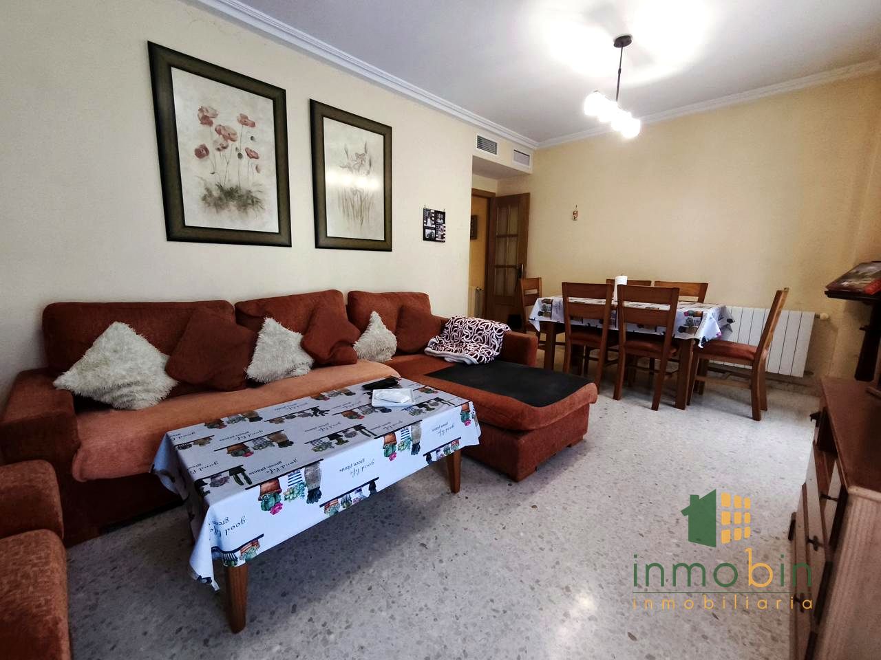 Flat in Calle San Juan, Don Benito, Badajoz of 110 m2