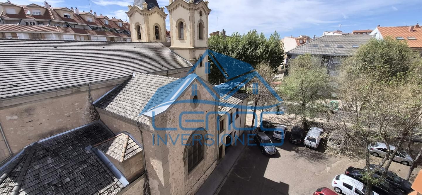 Piso en Plaza de San Lázaro, Zamora, Zamora de 79 m2