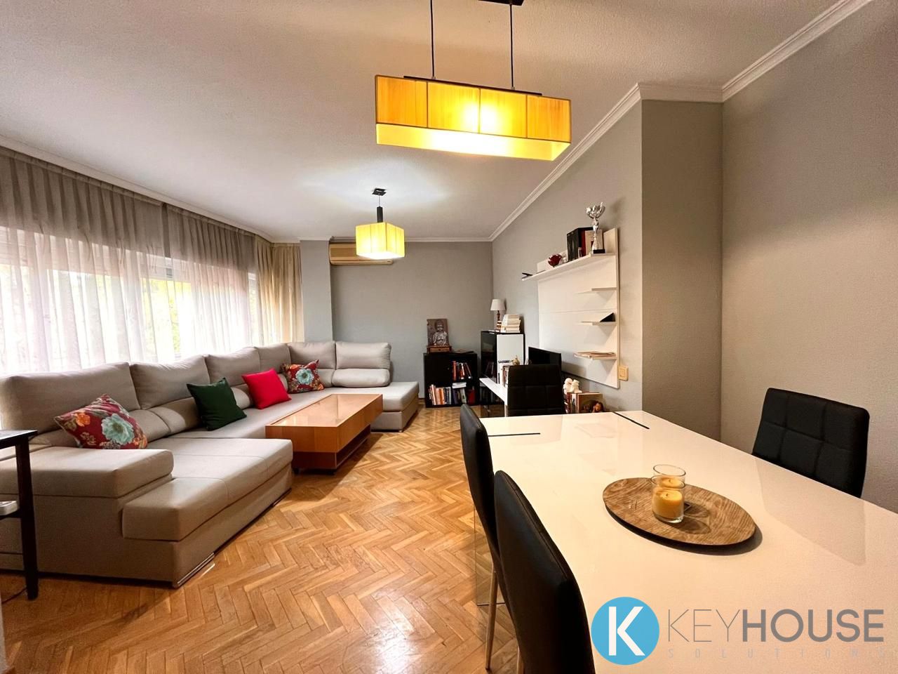 Piso en Avenida Descubrimientos, Torrejón de Ardoz, Madrid de 118 m2