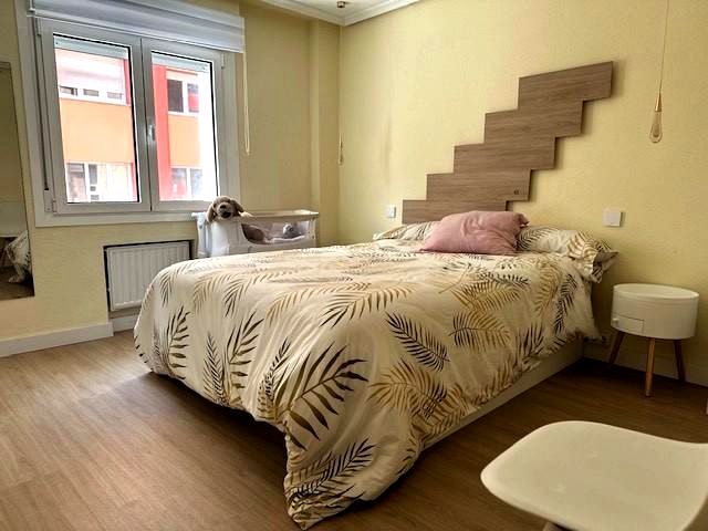 Piso en Calle Marqués de Casa Valdés, Gijón, Asturias de 60 m2