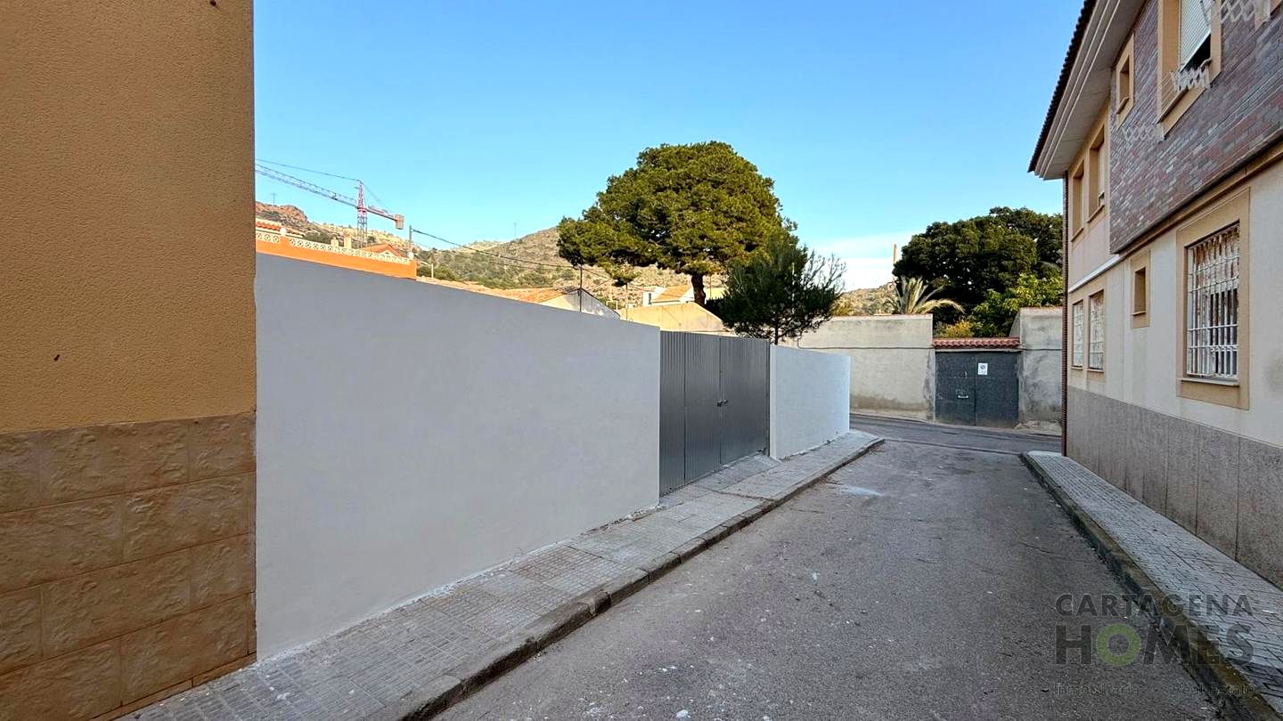 terrenos en portman · portman 60000€