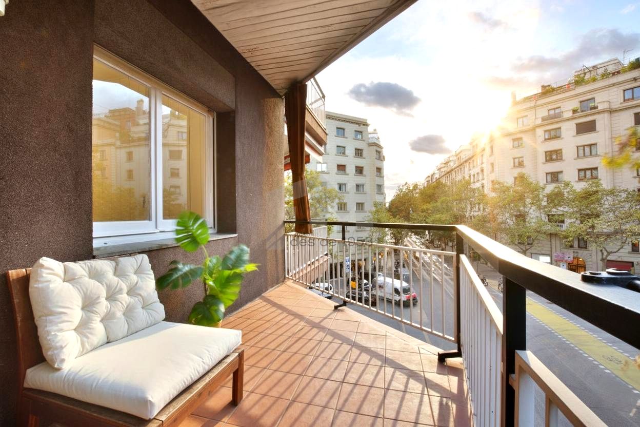 Piso en Carrer de València, Barcelona, Barcelona de 100 m2