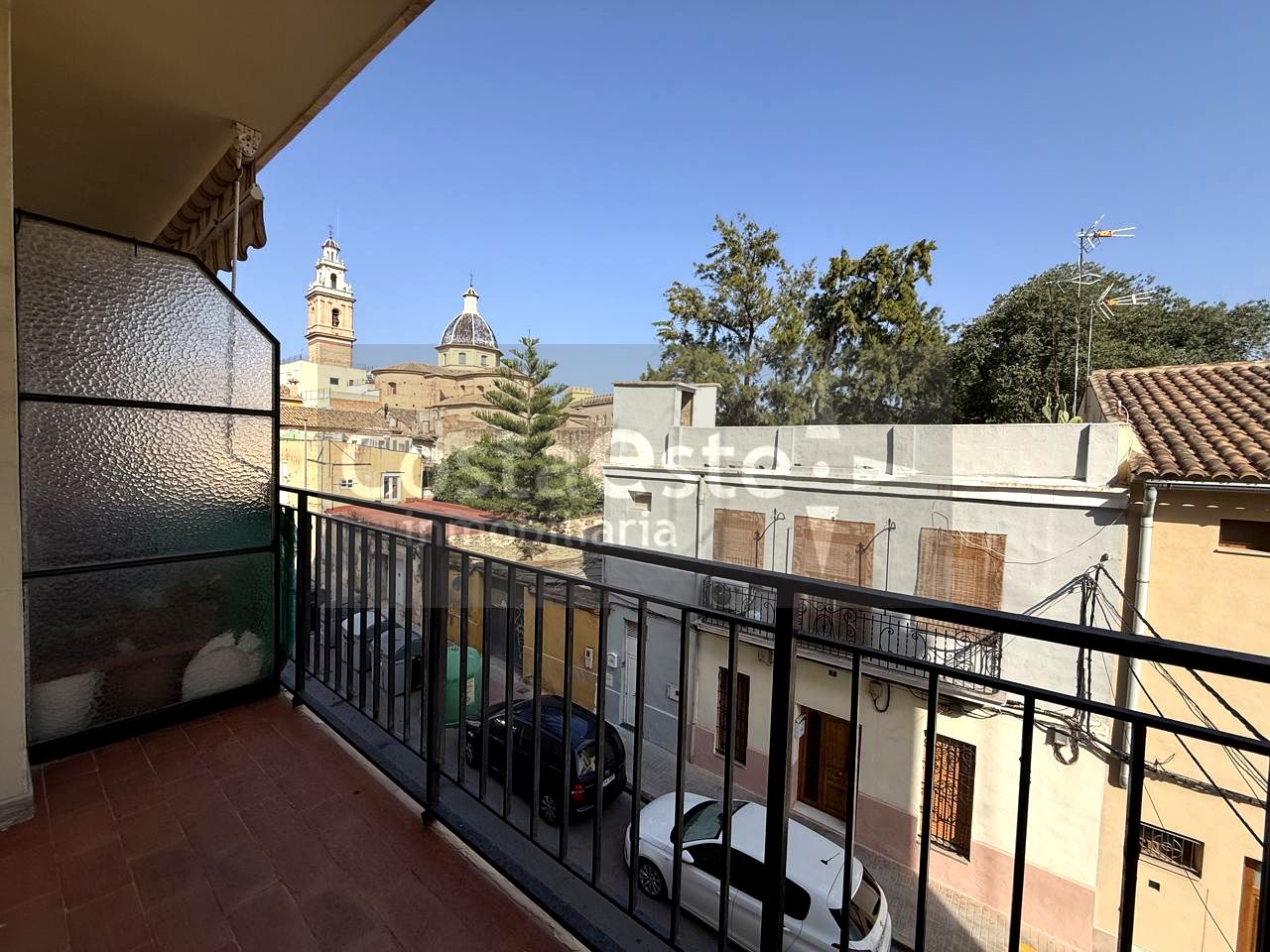 Piso en Carrer de l'Horta, Burjassot, Valencia de 90 m2