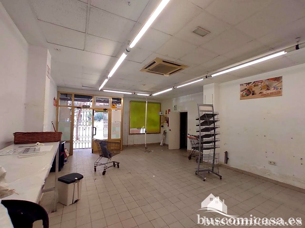 Local en Avenida de Andalucía, Linares, Jaén de 169 m2