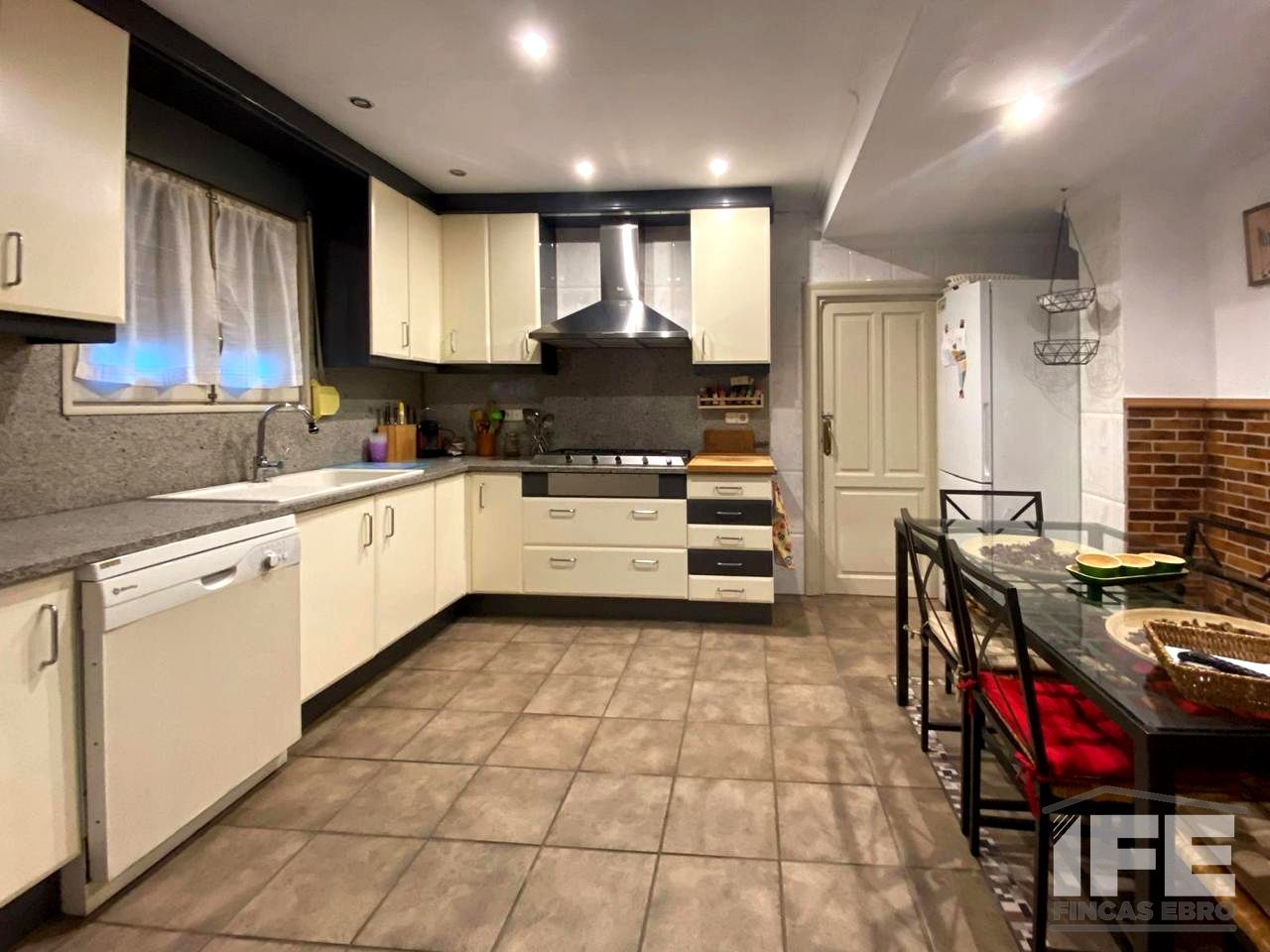 casa en luceni ·  200000€