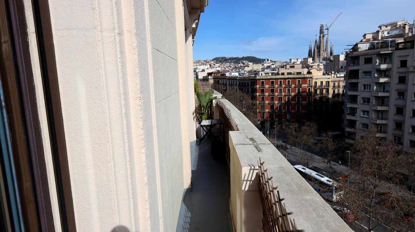 Piso · Barcelona · 5 hab.