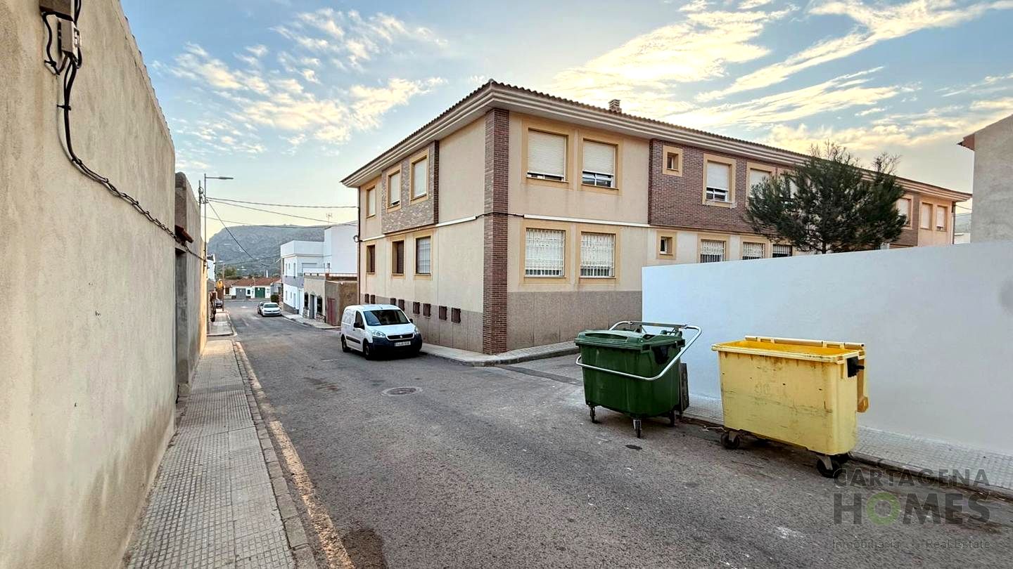 terrenos en portman · portman 60000€