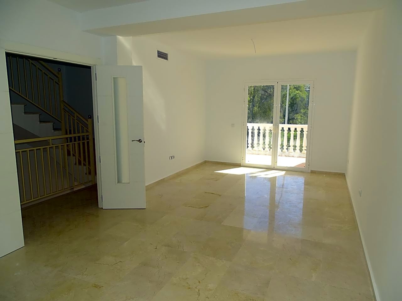 Ref: MKAMAR143. Casa / Chalet en Benalmádena