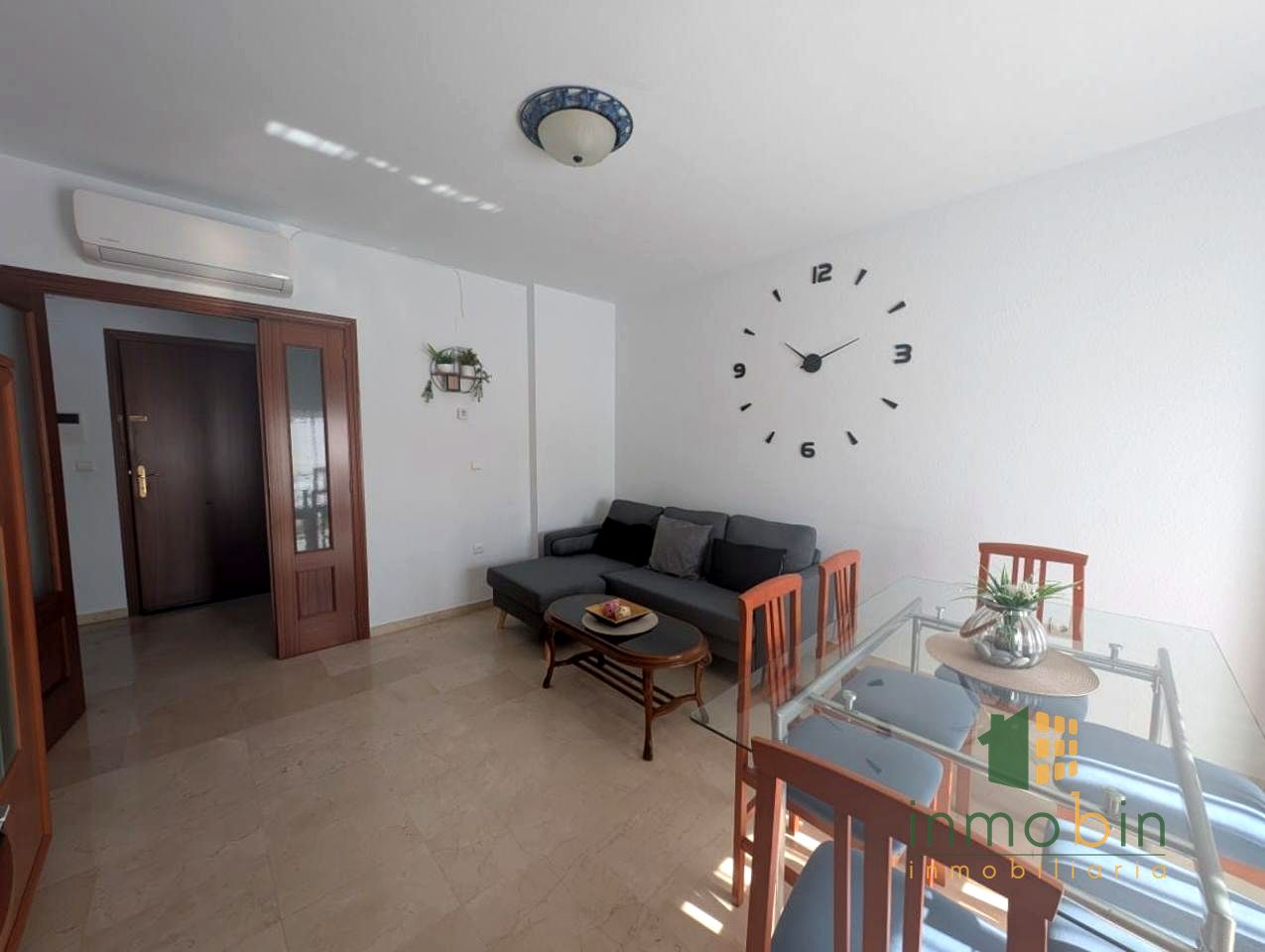 Piso en Calle Manuel Parejo Bahamonde, Don Benito, Badajoz de 65 m2