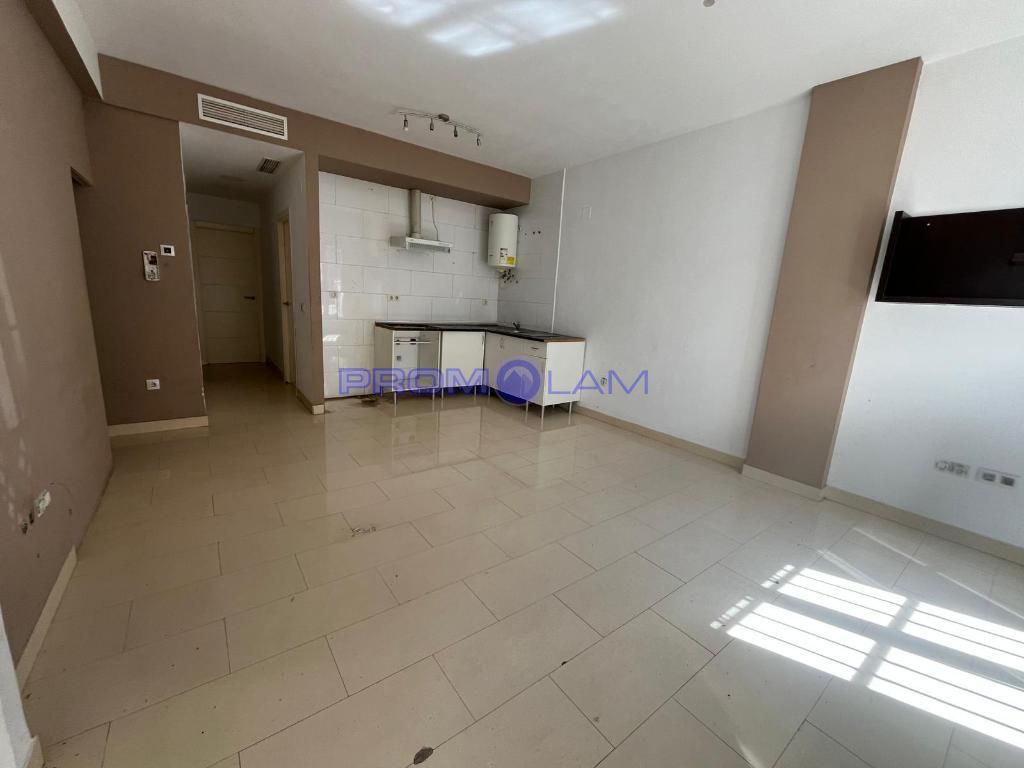 pisos en sevilla · calle-guadix-41006 99000€