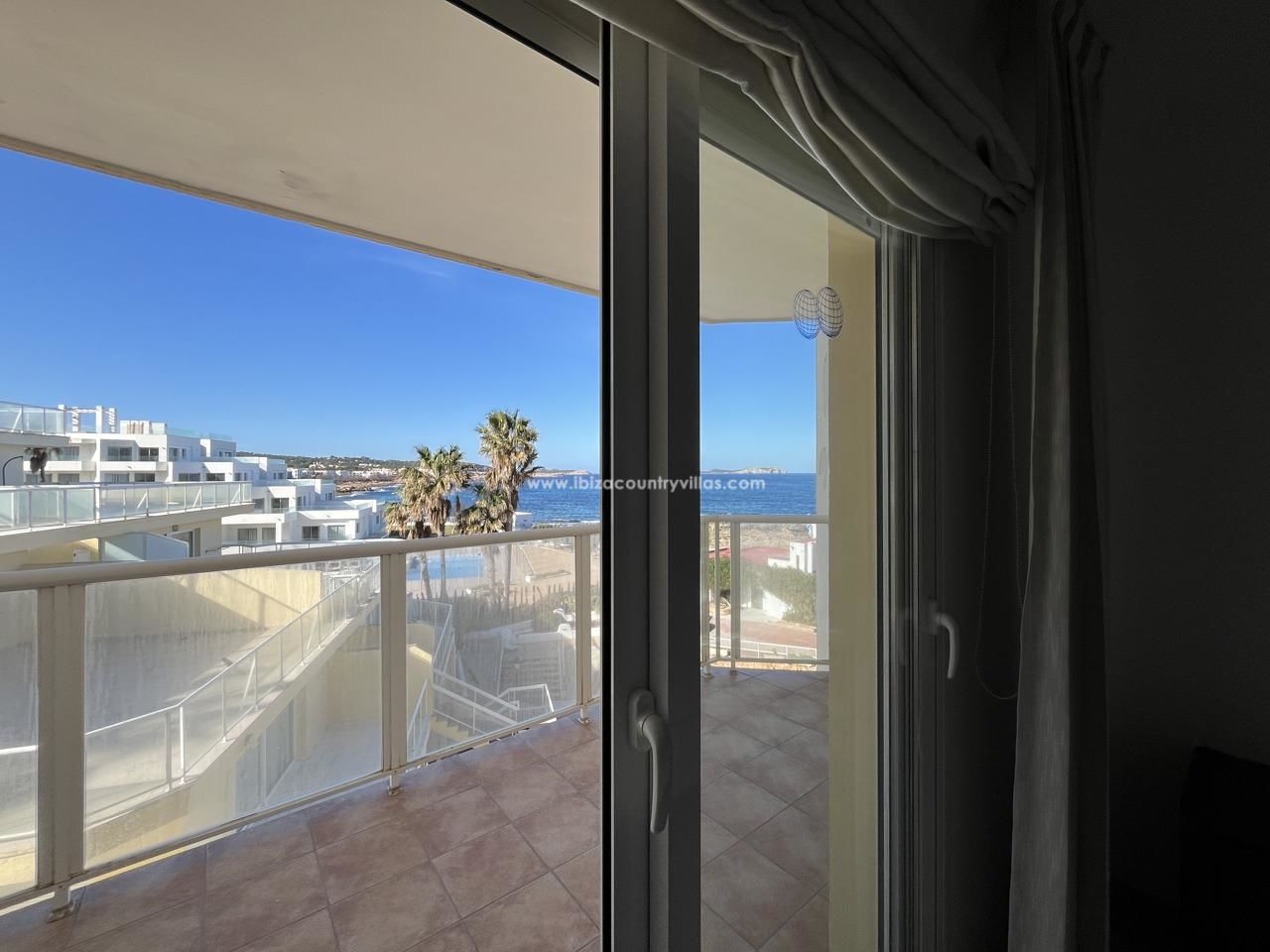 RESERVED, Apartment with outstanding sea views